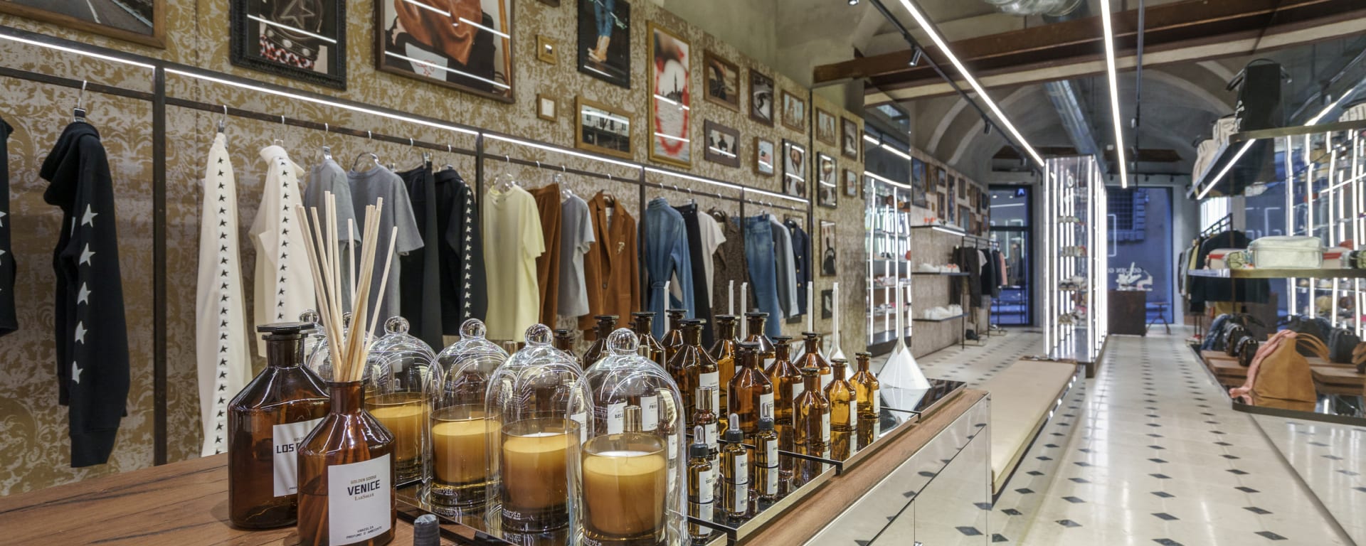Golden goose flagship store hotsell